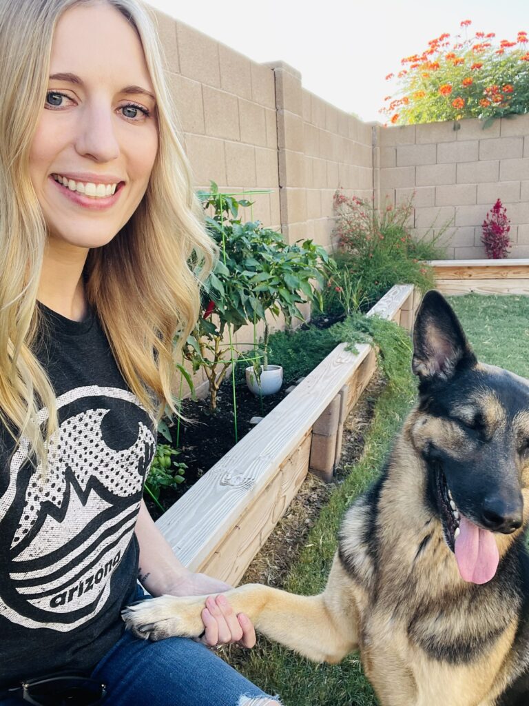 Photo of Arica Talkington with her dog, who achieved a career change from HVAC to SaaS sales with the help from Aspireship's free sales training program and job placement help.